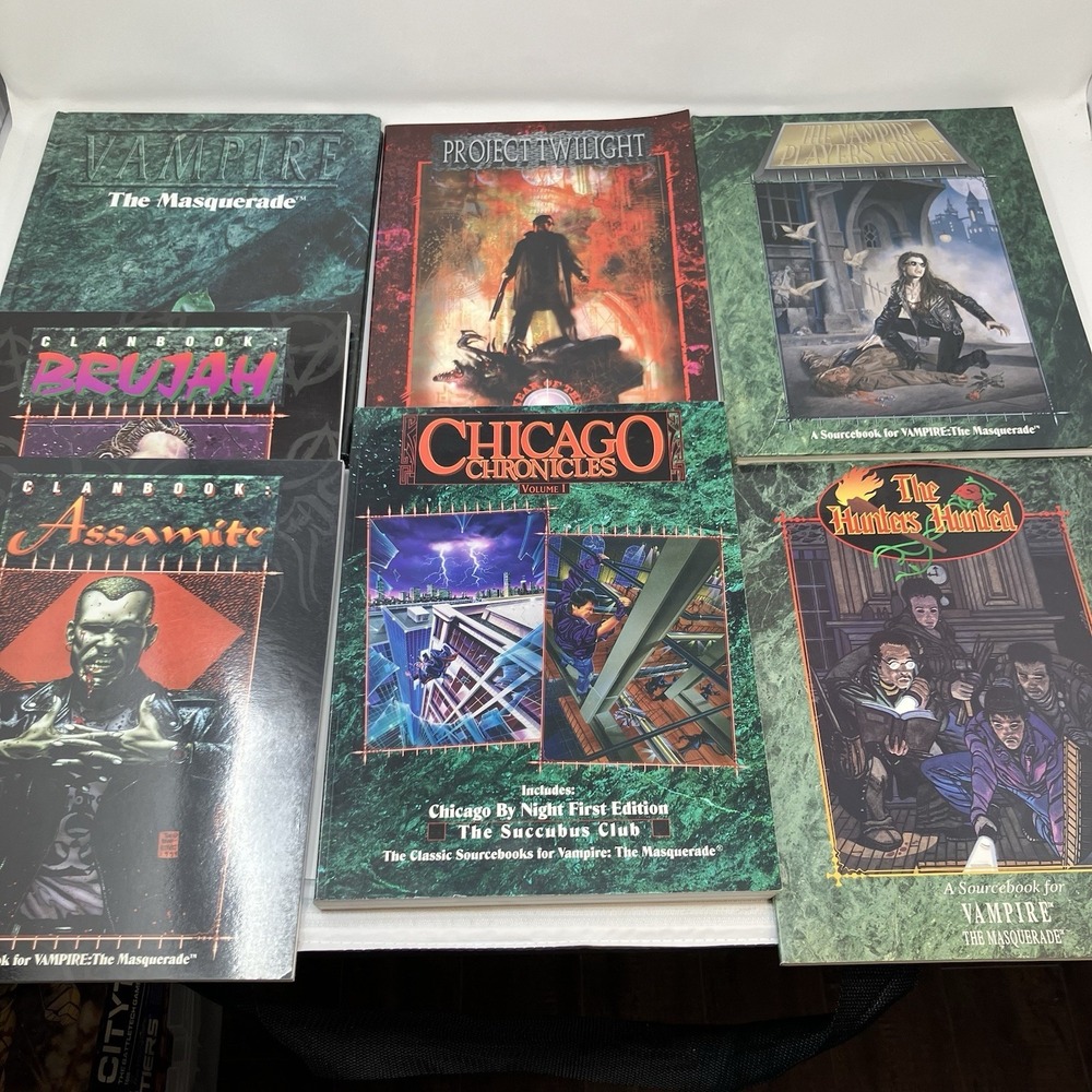 Vintage Vampire The Masquerade RPG 7-Book Lot - Core, Chicago, Hunters